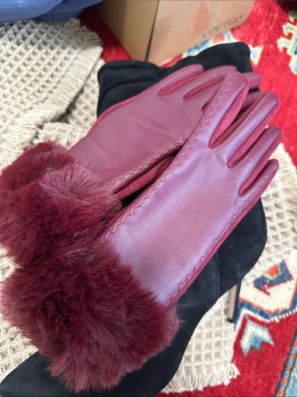 Sierra Darien Burgundy Leather Gloves with Fur Cuff